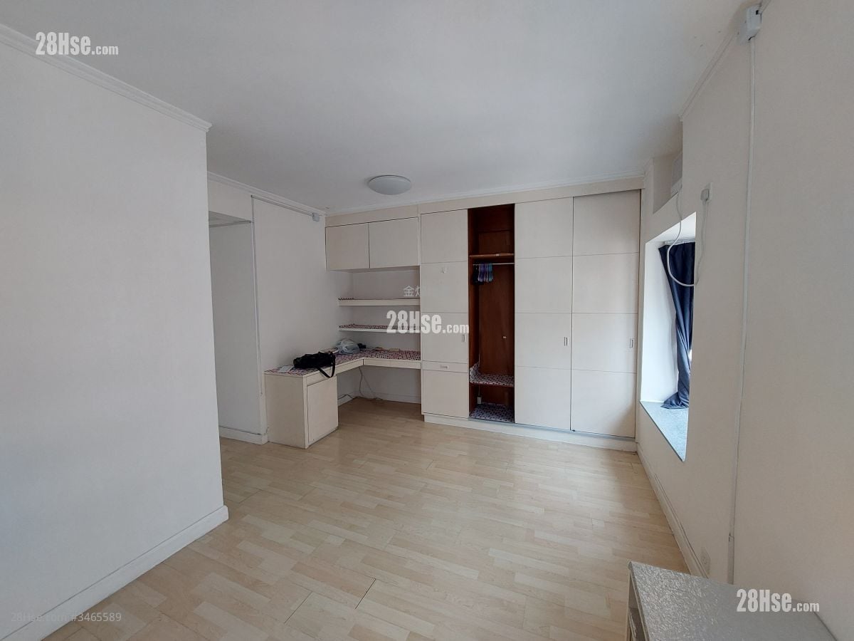 名仕阁 租盘 1 浴室 315 平方尺