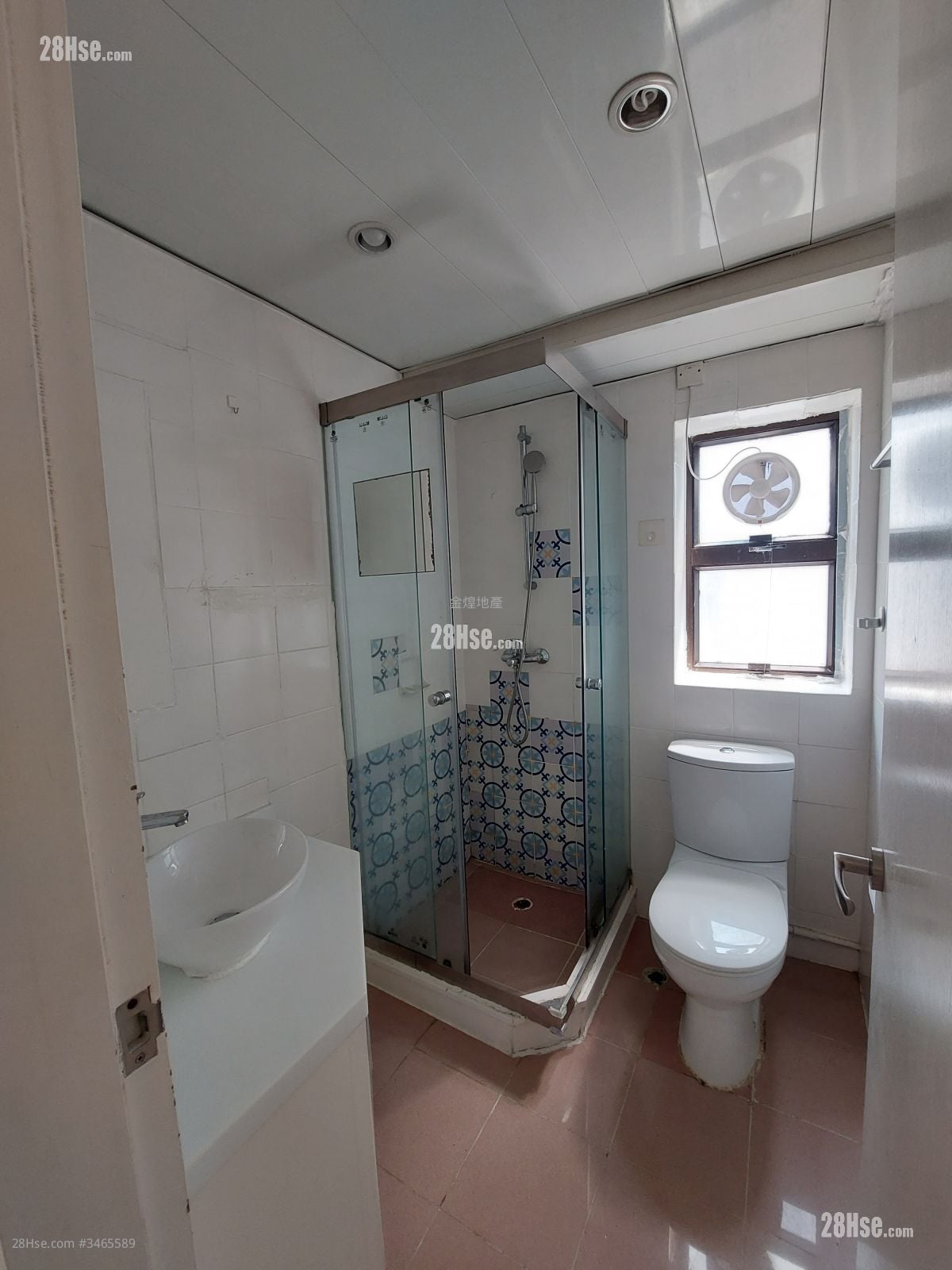 名仕阁 租盘 1 浴室 315 平方尺