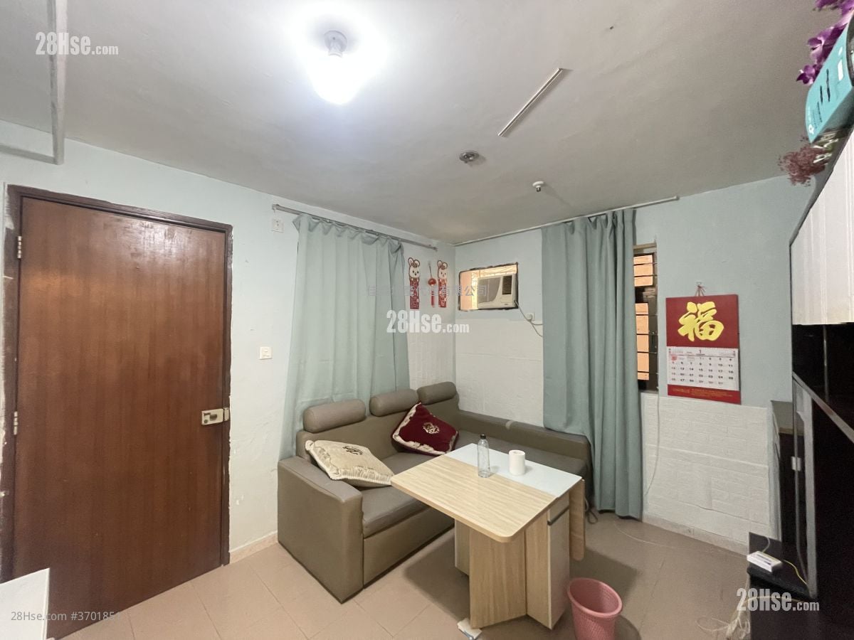 村屋 租盘 2 房 , 1 浴室 380 平方尺