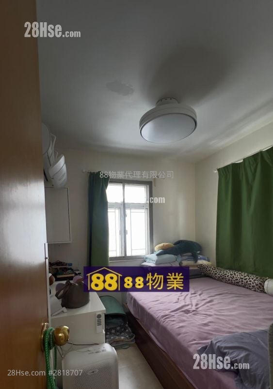 村屋 售盤 3 房 , 2 浴室 700 平方呎