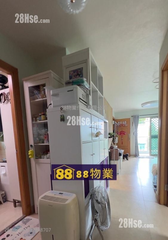 村屋 售盤 3 房 , 2 浴室 700 平方呎