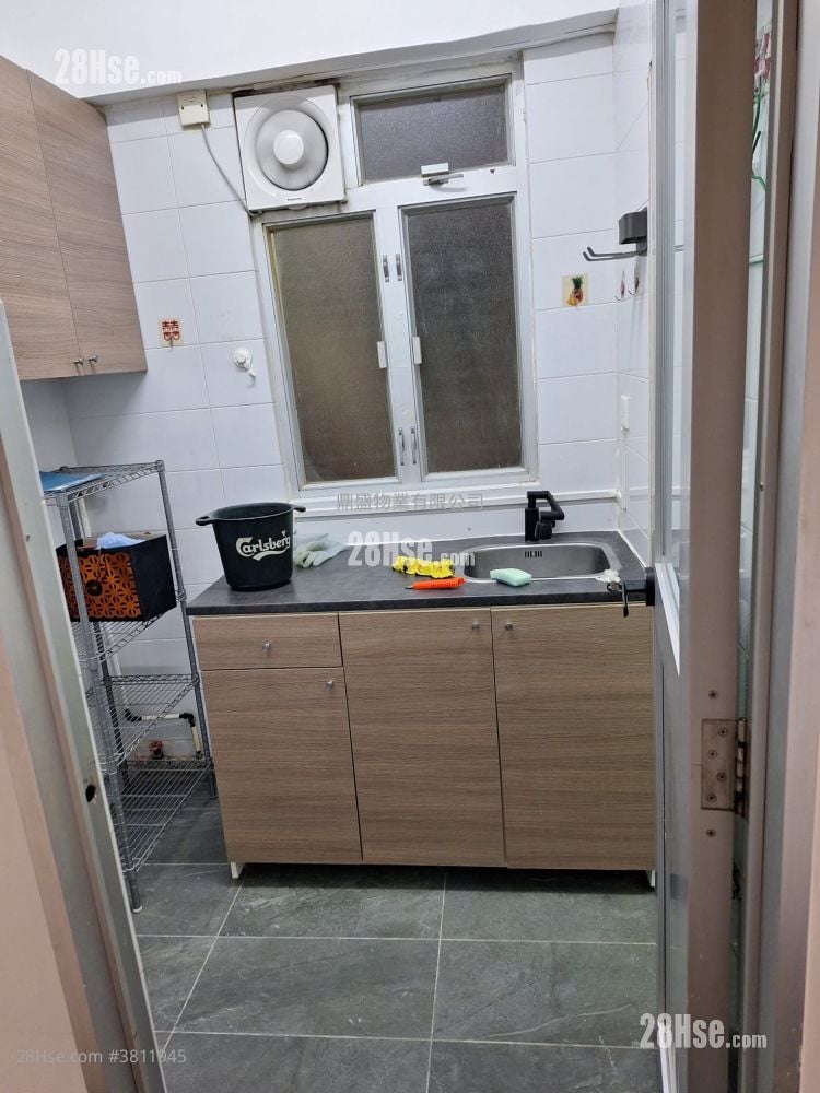 美汉大厦 租盘 2 房 , 1 浴室 351 平方尺