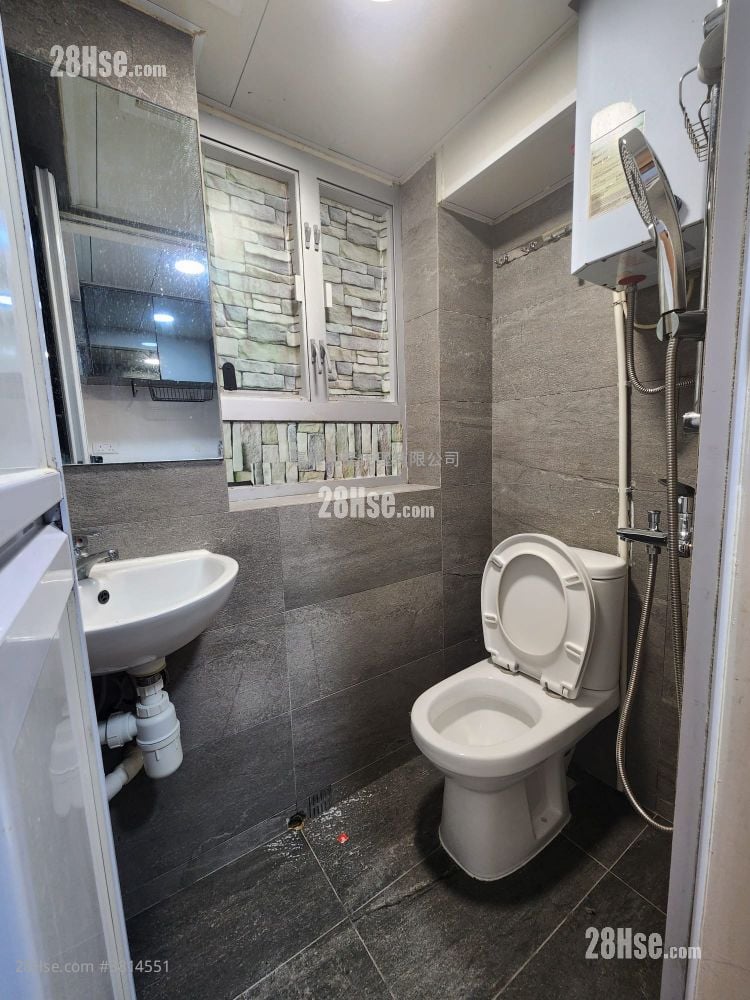 Tai Hing House Rental 2 Bedrooms , 1 Bathroom 312 ft²