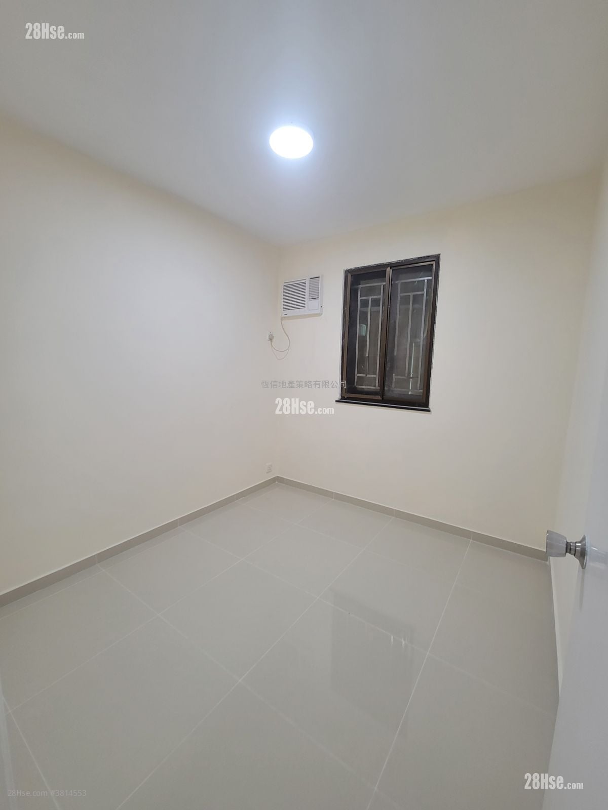 村屋 租盘 2 房 , 1 浴室 500 平方尺