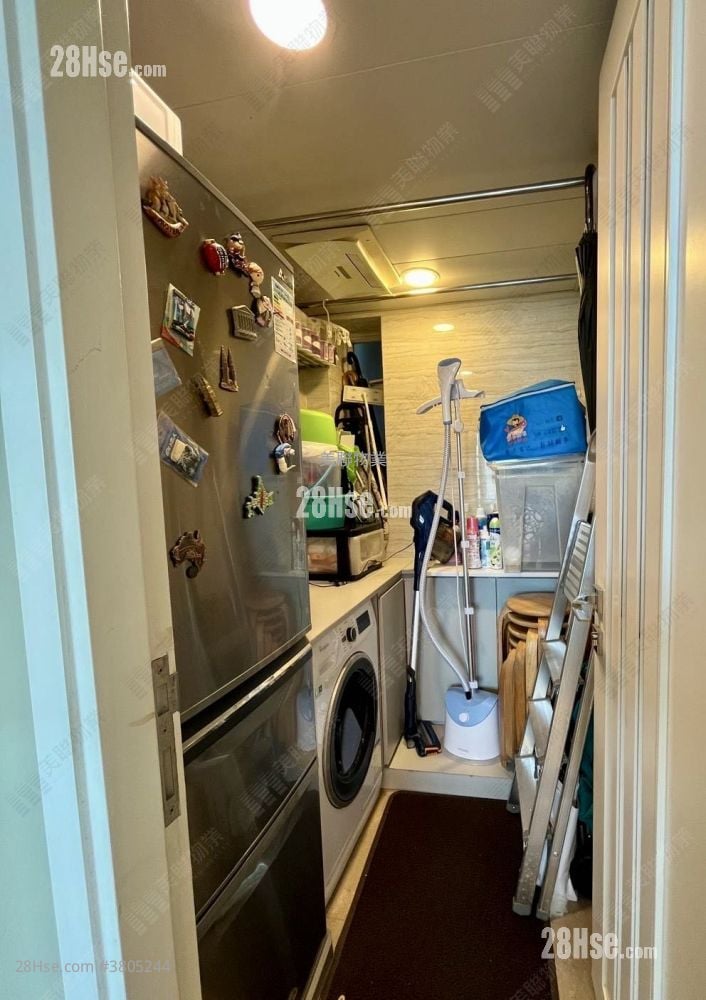 La Splendeur Of Le Prestige Sell 4 Bedrooms , 3 Bathrooms 1,002 ft²