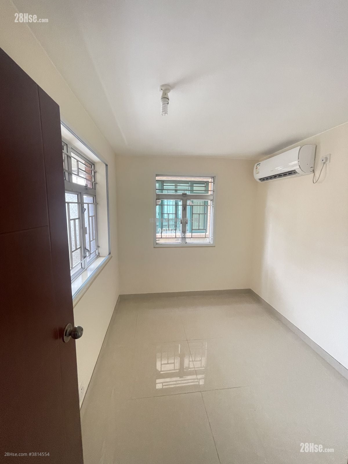 村屋 租盘 3 房 , 1 浴室 630 平方尺