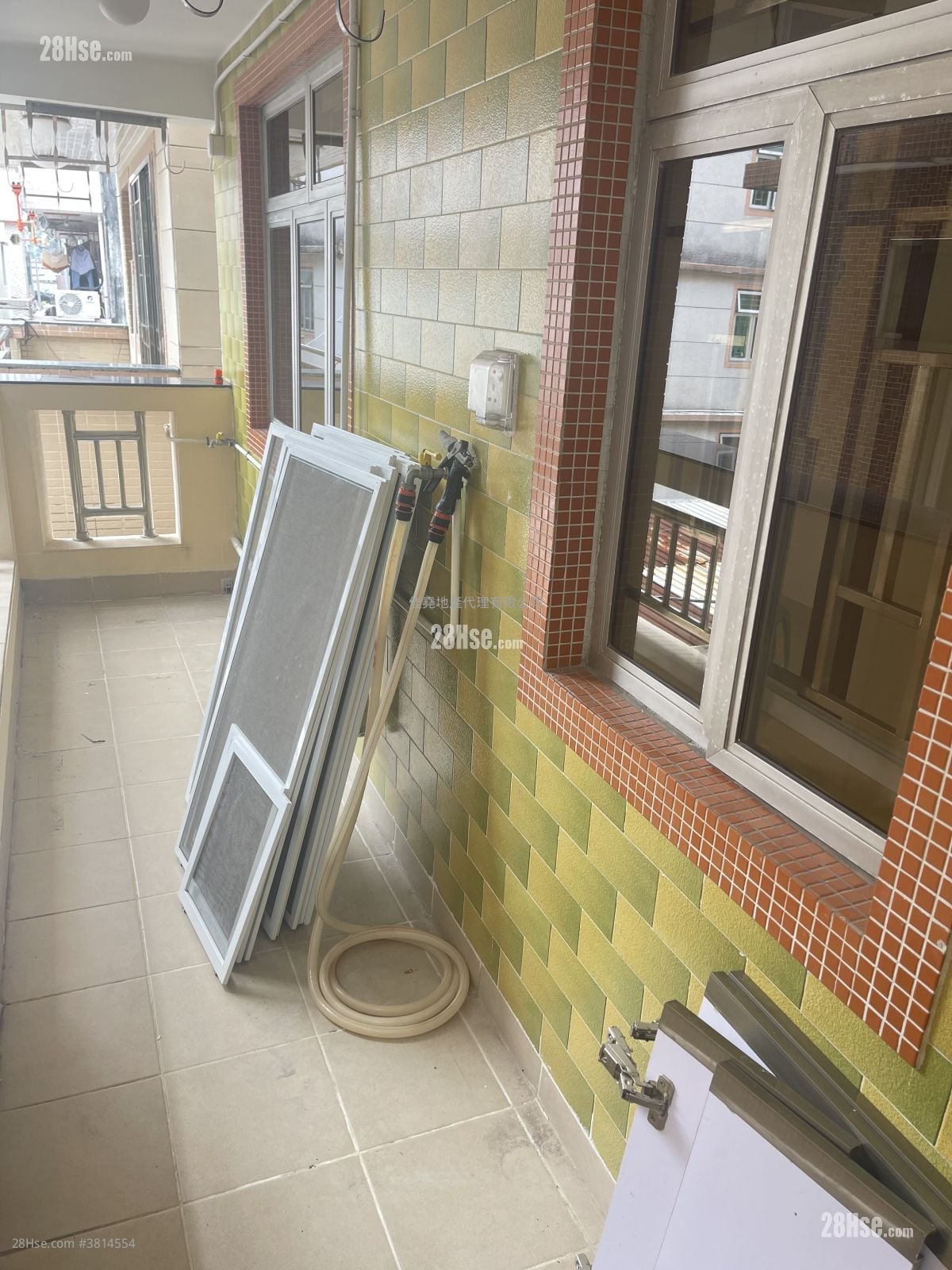 村屋 租盘 3 房 , 1 浴室 630 平方尺