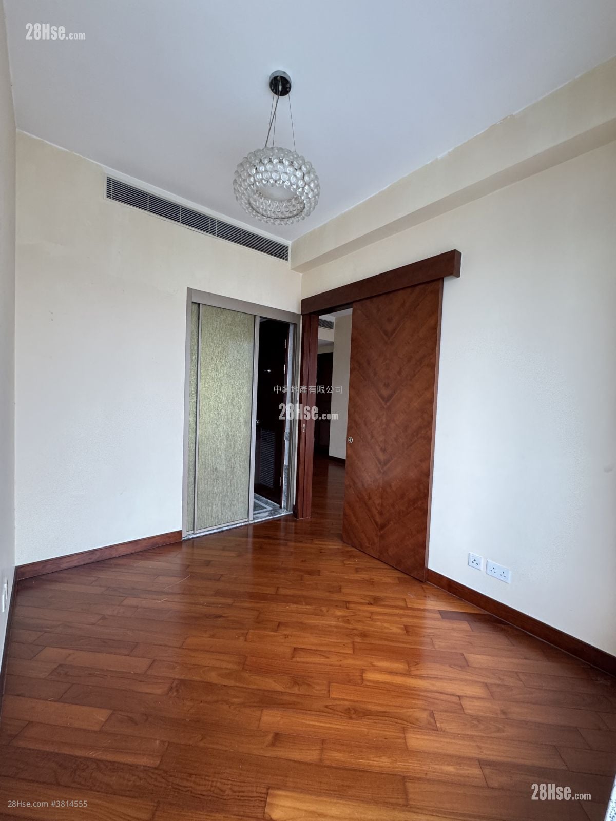 御金国峯 租盘 1 房 , 1 浴室 492 平方尺