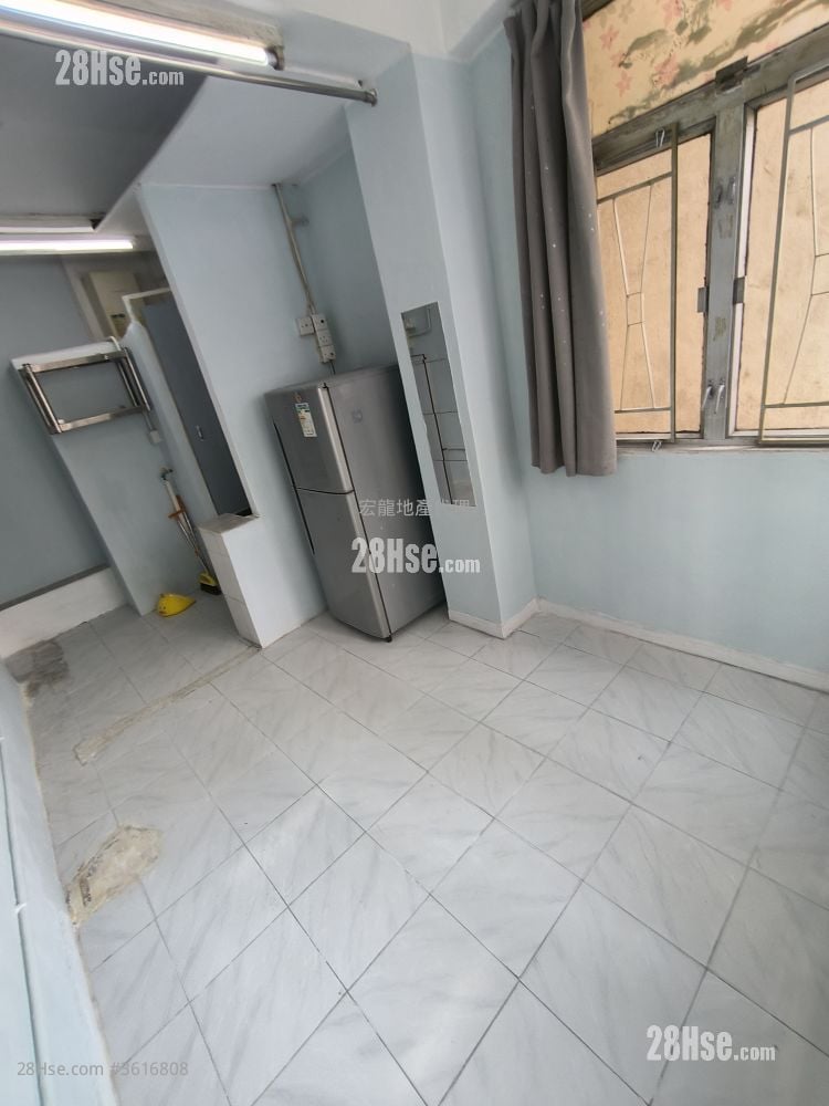 Apartment Rental Studio 150 ft²