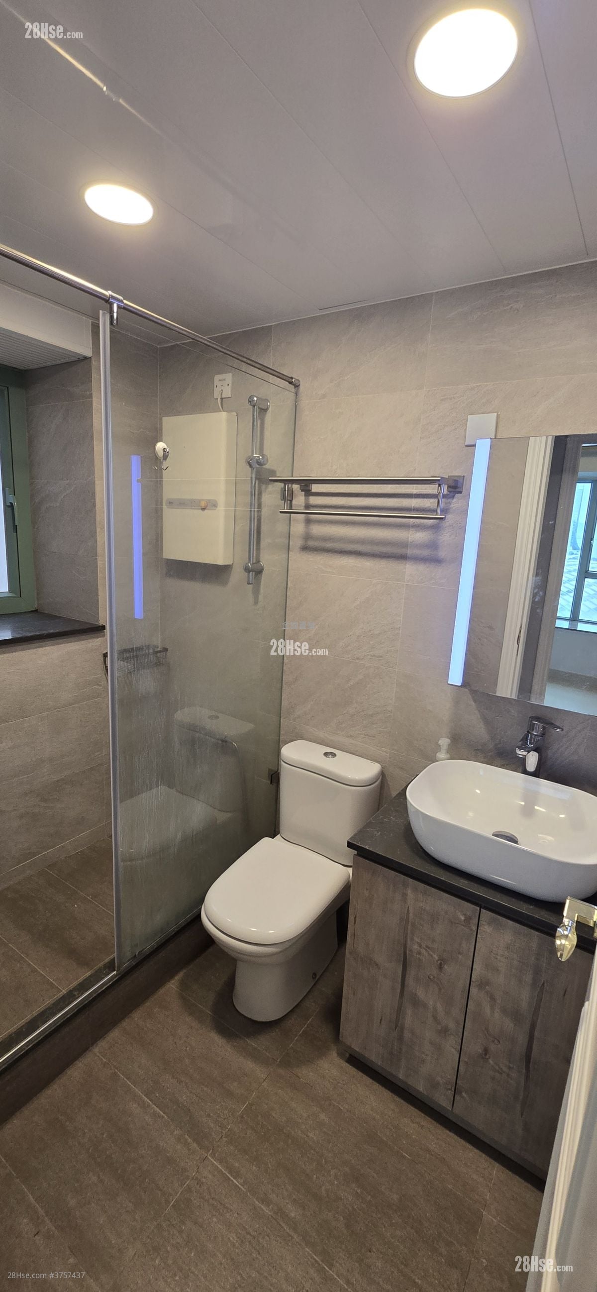 港景峰 租盘 2 房 , 1 浴室 494 平方尺