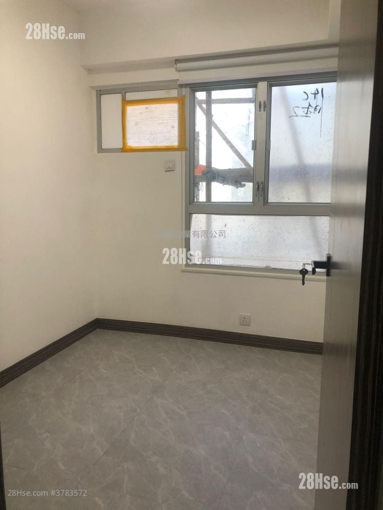 枫林花园 租盘 2 房 , 1 浴室 365 平方尺