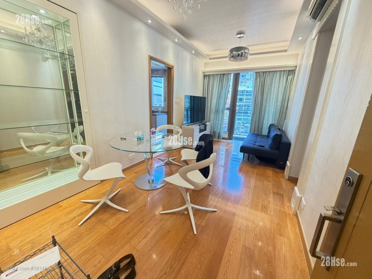 Grand Austin Sell 2 Bedrooms , 2 Bathrooms 595 ft²