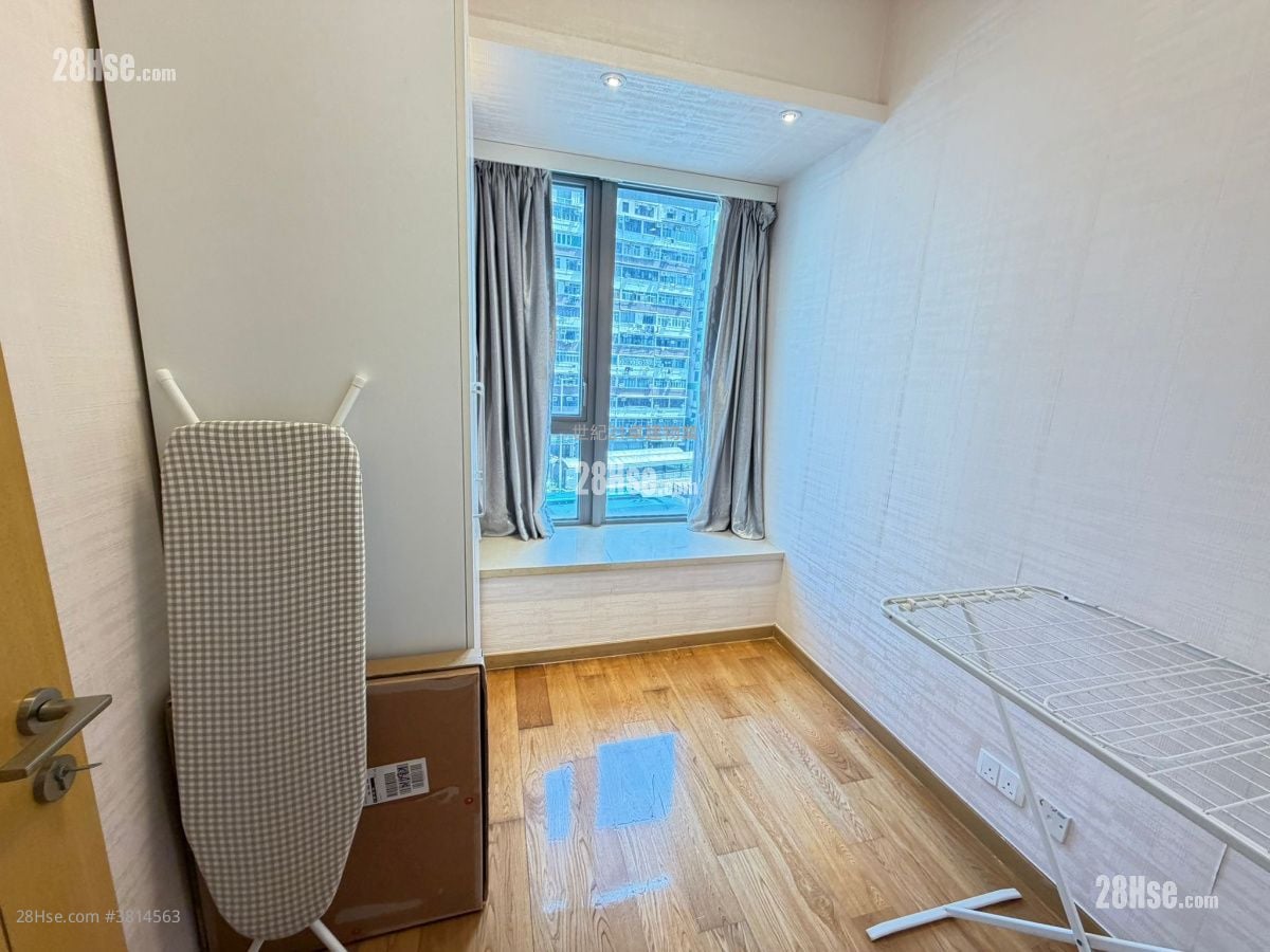 Grand Austin Sell 2 Bedrooms , 2 Bathrooms 595 ft²