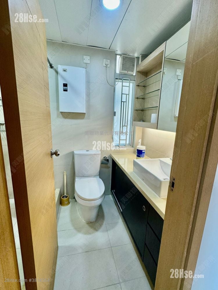 海滨花园 售盘 3 房 , 2 浴室 665 平方尺