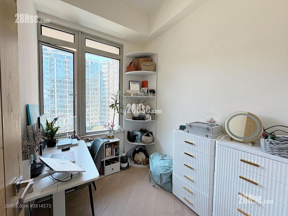 Mayfair By The Sea 8 Sell 3 Bedrooms , 2 Bathrooms 701 ft²