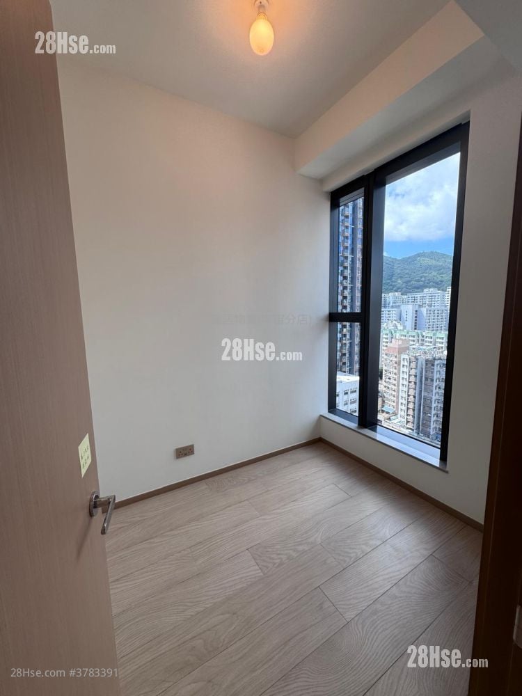 Echo House Sell 1 Bedroom , 1 Bathroom 350 ft²