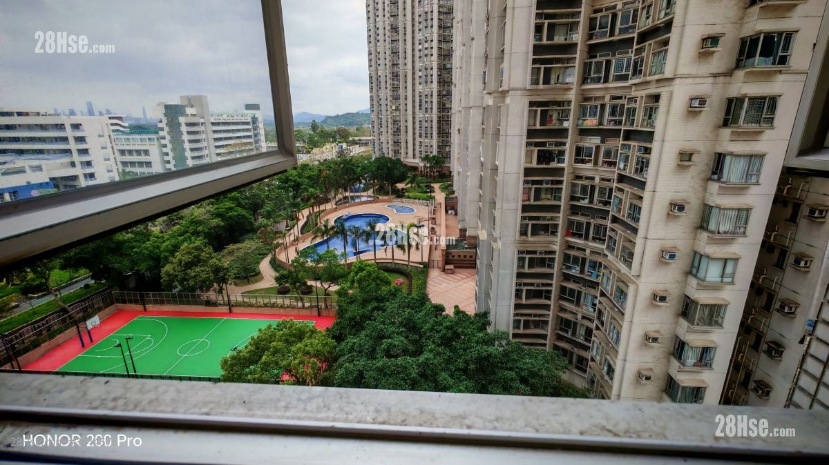 Kingswood Villas Sell 3 Bedrooms , 1 Bathroom 544 ft²