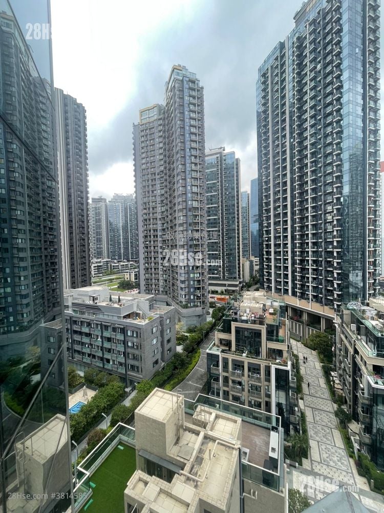 Victoria Skye Sell 2 Bedrooms , 1 Bathroom 472 ft²