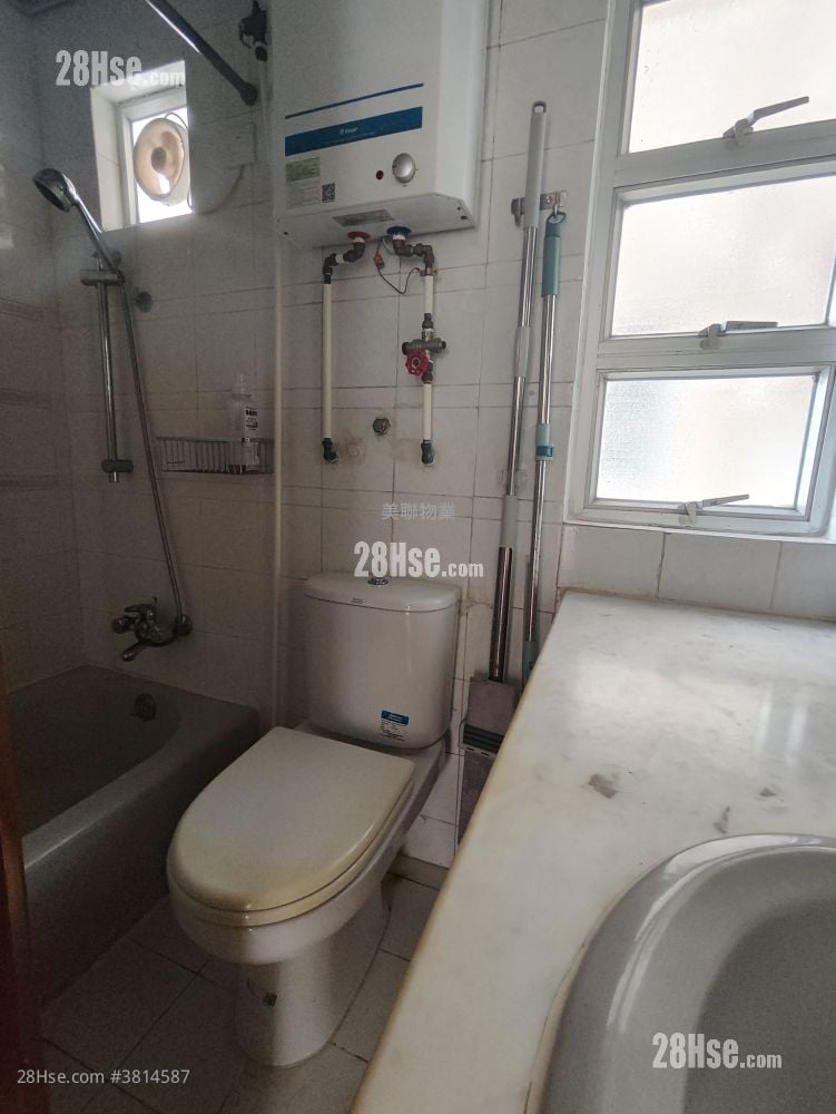 嘉湖山庄 租盘 2 房 , 1 浴室 448 平方尺