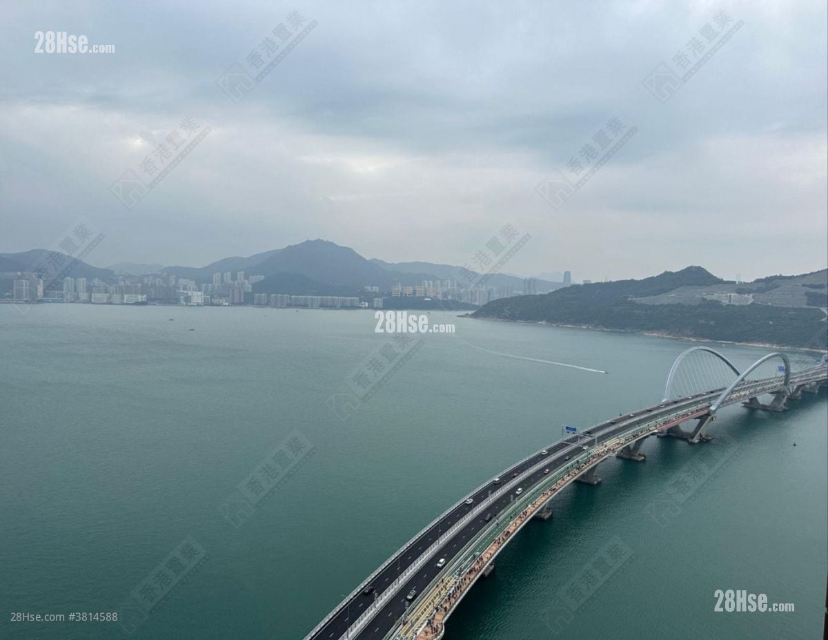 LP10 售盘 4 房 , 3 浴室 1,204 平方尺