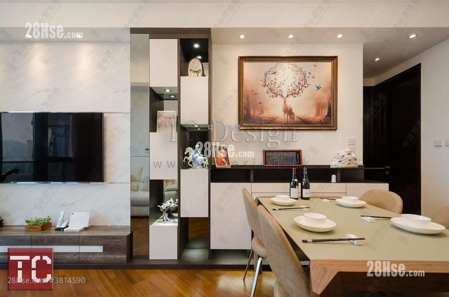 Ultima Sell 902 ft²