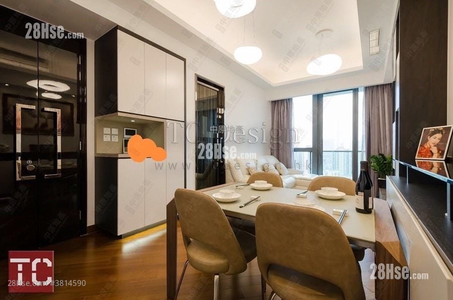 Ultima Sell 902 ft²