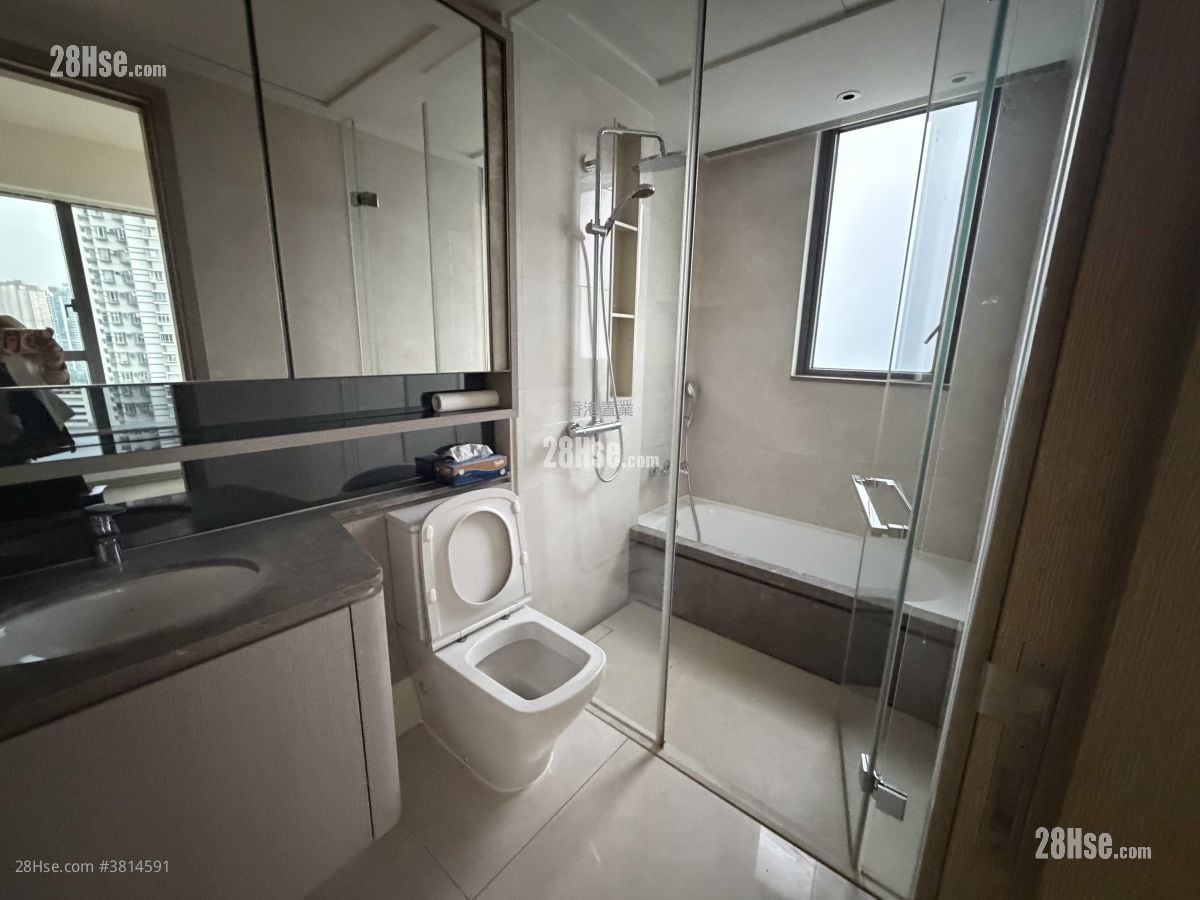 港岛南岸 租盘 4 房 , 2 浴室 1,135 平方尺