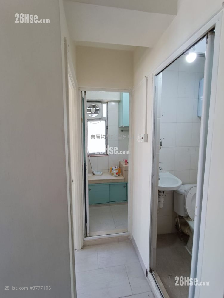 Hong Fai Building Sell 1 Bedroom , 1 Bathroom 249 ft²