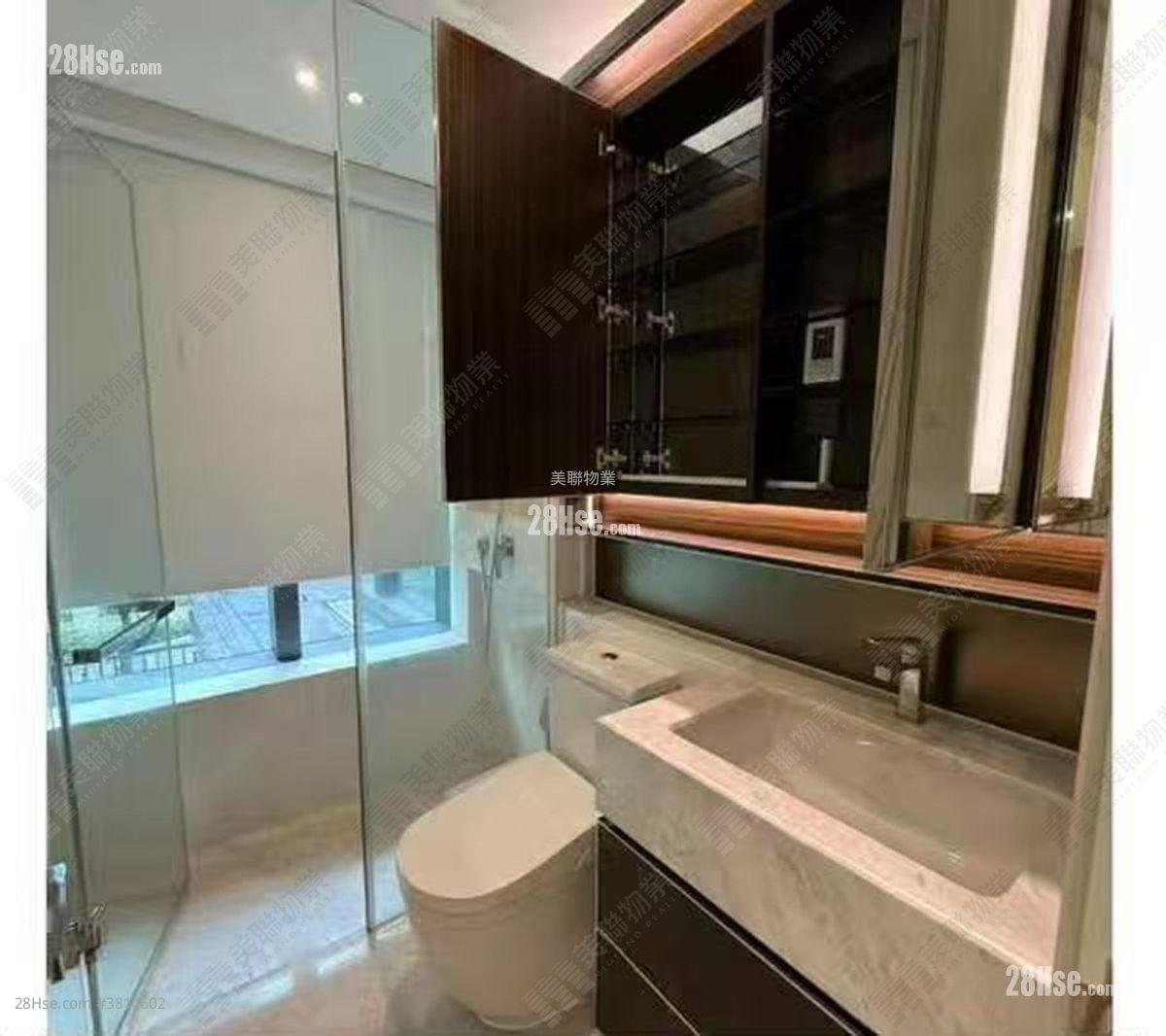 Oasis Kai Tak Sell 3 Bedrooms , 3 Bathrooms 1,136 ft²
