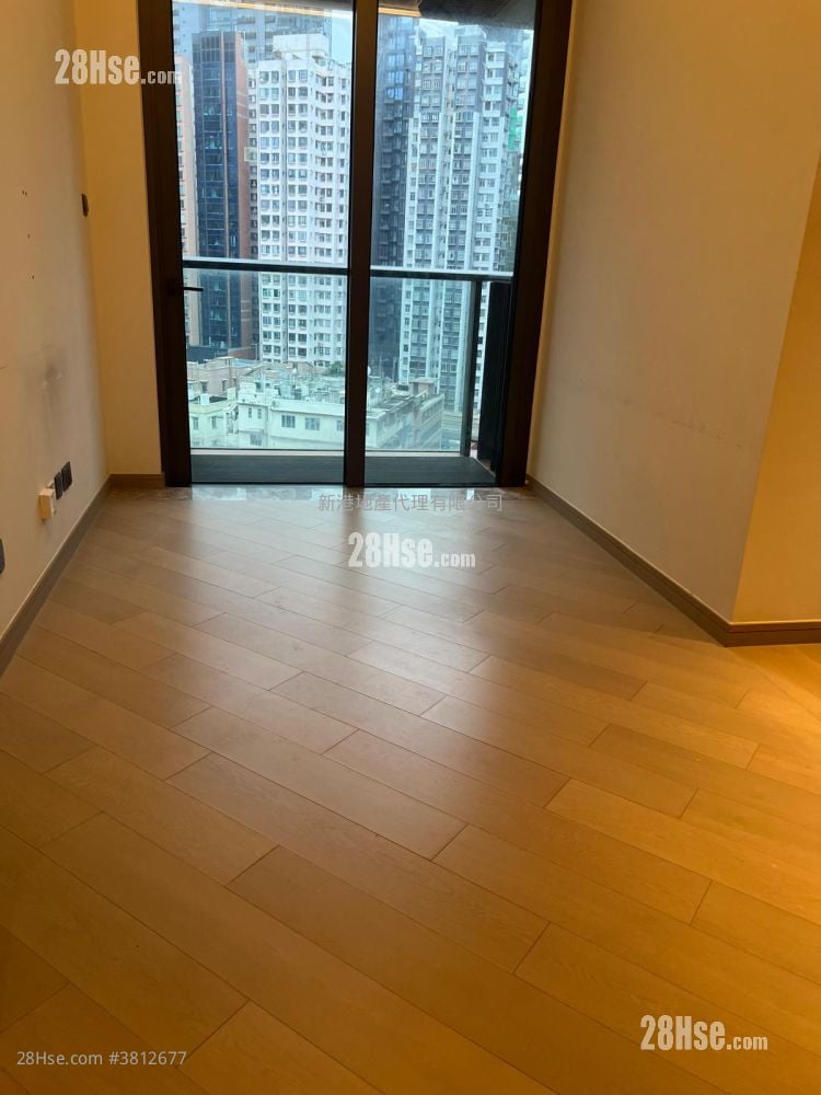 The Vantage Sell 2 Bedrooms , 1 Bathroom 381 ft²