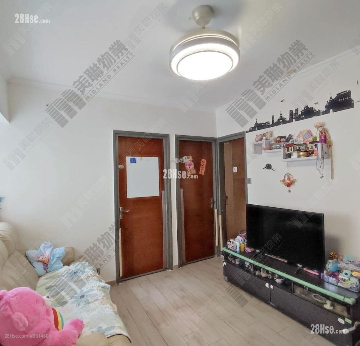 Well On Garden Sell 2 Bedrooms , 1 Bathroom 354 ft²