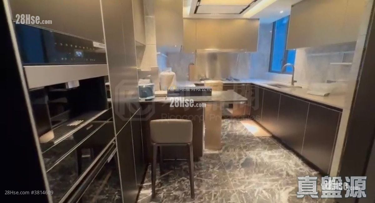 Cullinan Sky Rental 4 Bedrooms , 3 Bathrooms 1,993 ft²