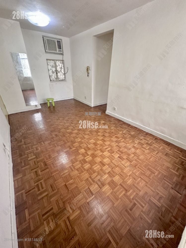 厅: 绿杨新邨 租盘 2 房 , 1 浴室 445 平方尺
