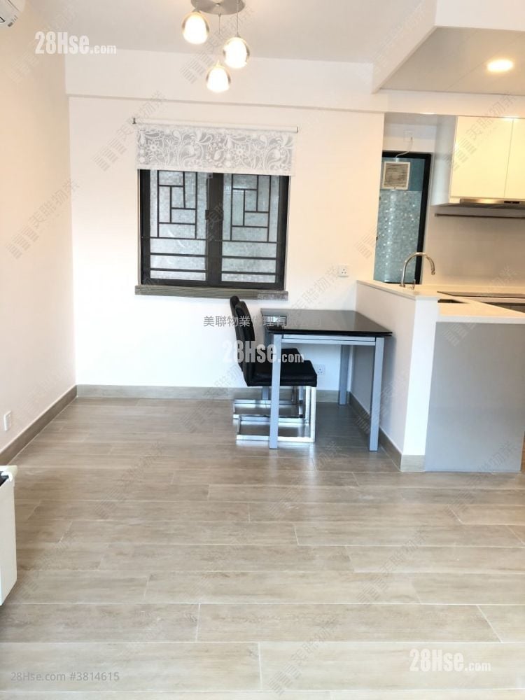 Newton Harbour View Rental 2 Bedrooms , 1 Bathroom 452 ft²