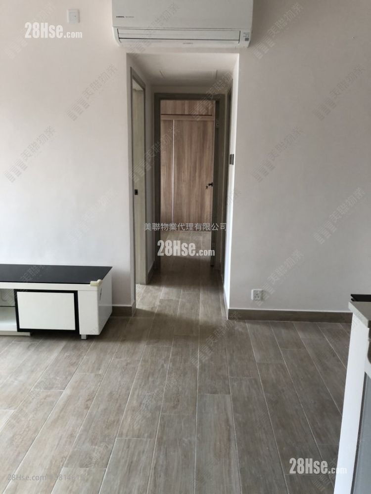 Newton Harbour View Rental 2 Bedrooms , 1 Bathroom 452 ft²