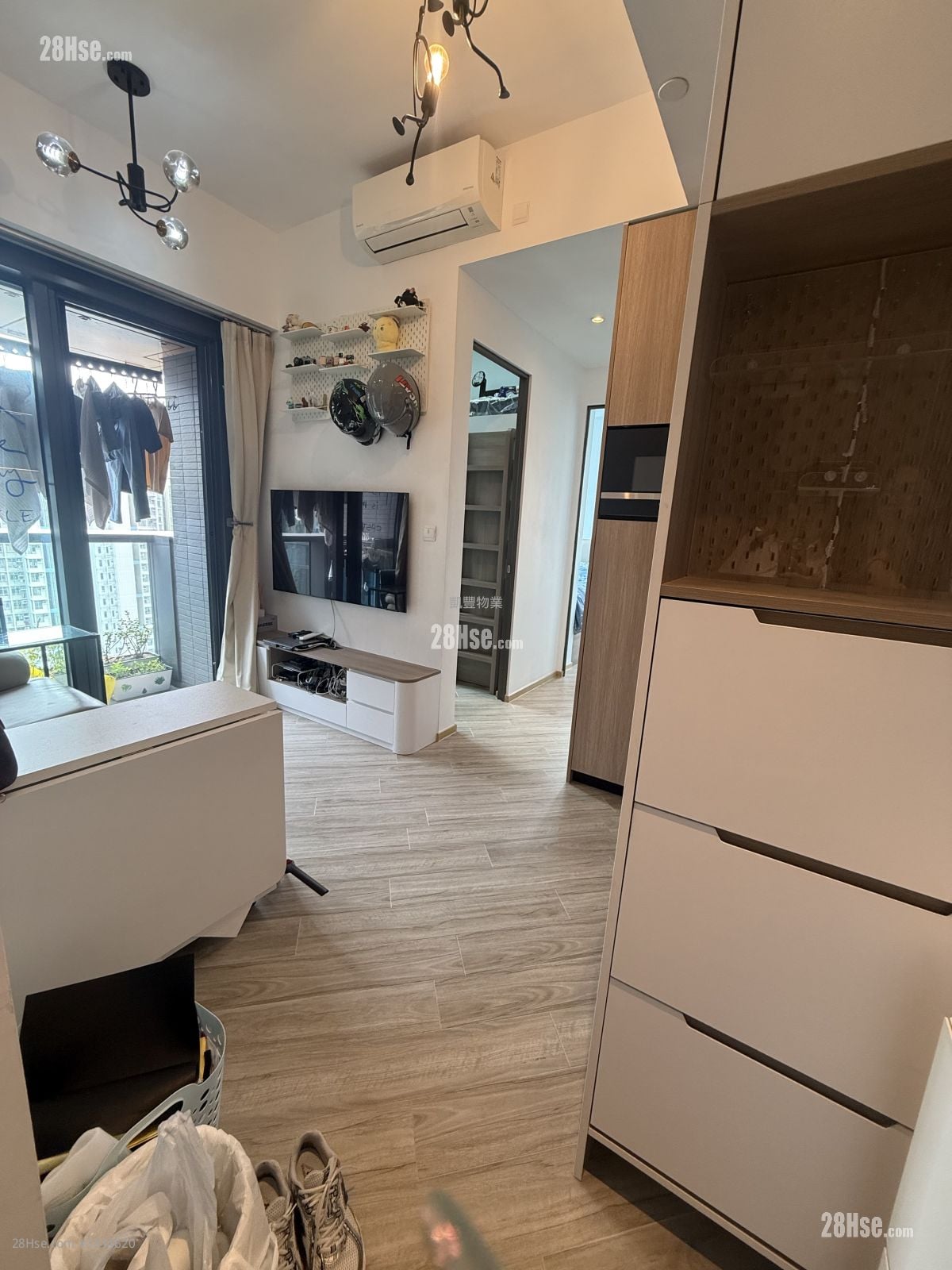 映筑 租盘 329 平方尺