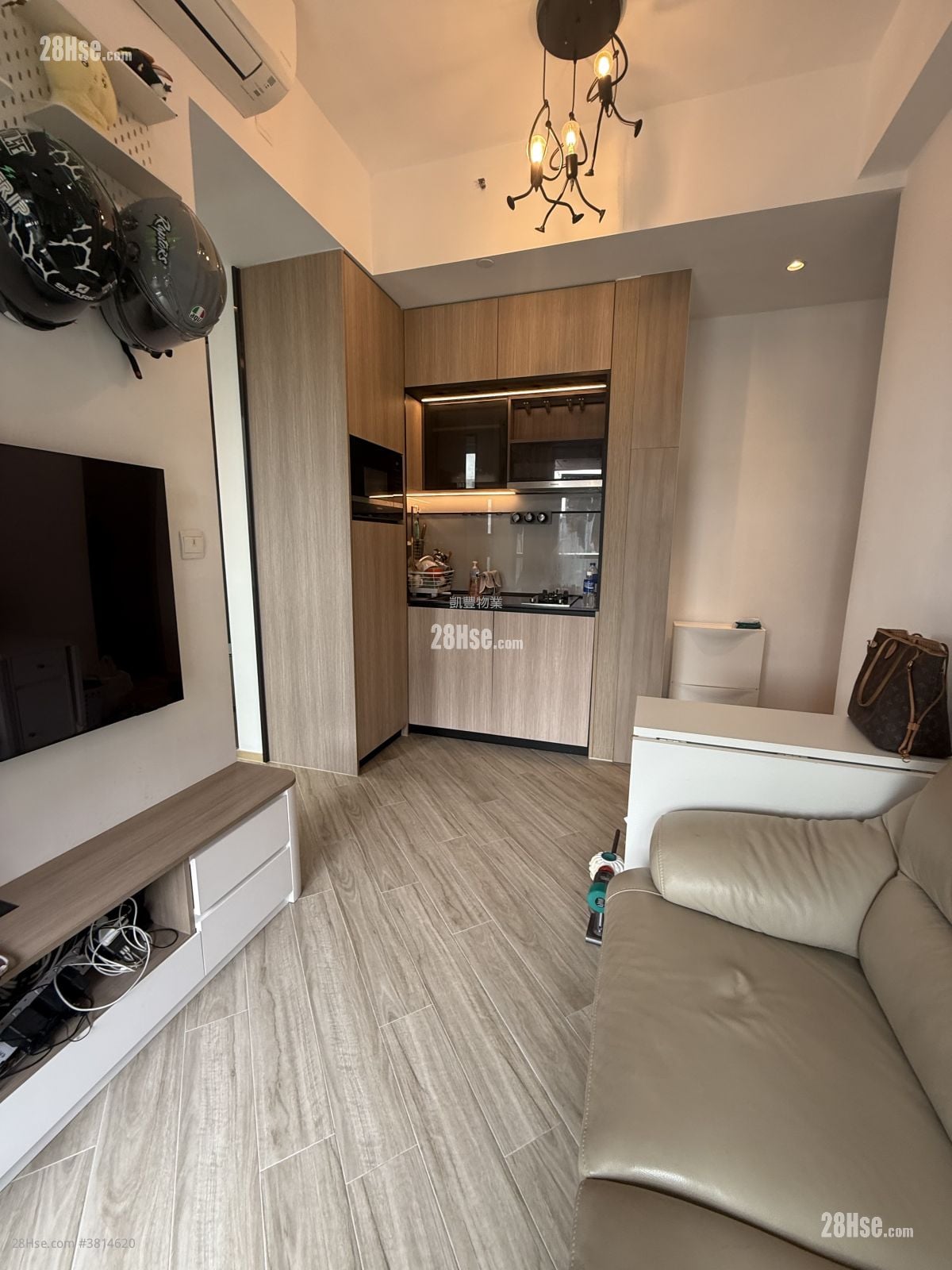 映筑 租盘 329 平方尺