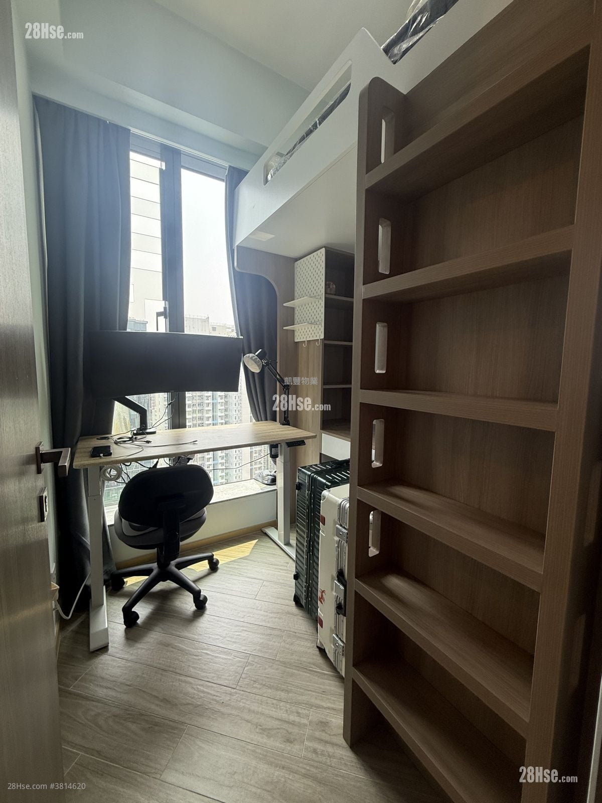 映筑 租盘 329 平方尺