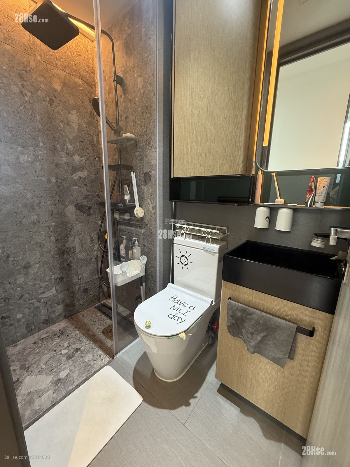 映筑 租盘 329 平方尺