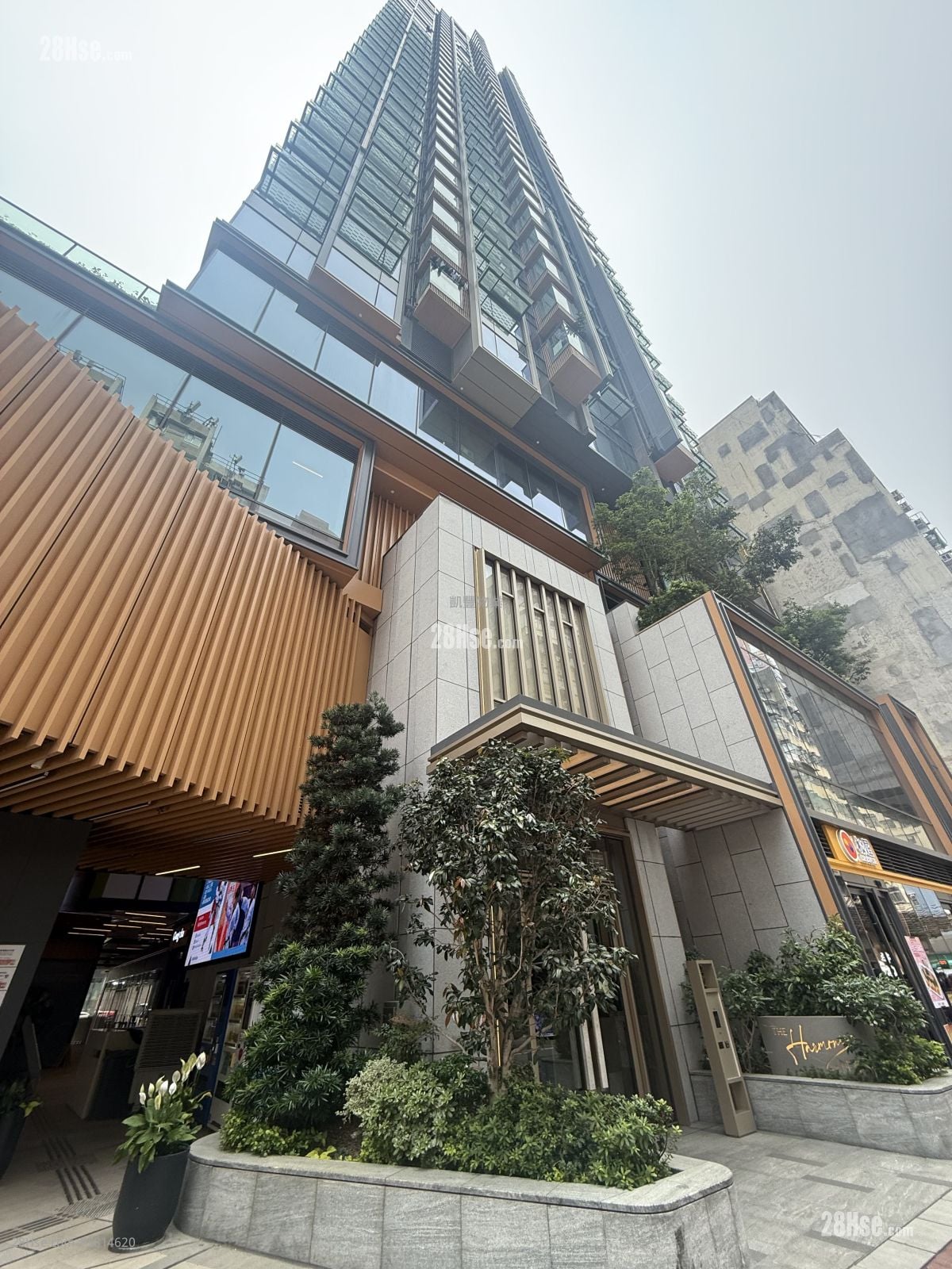 映筑 租盘 329 平方尺