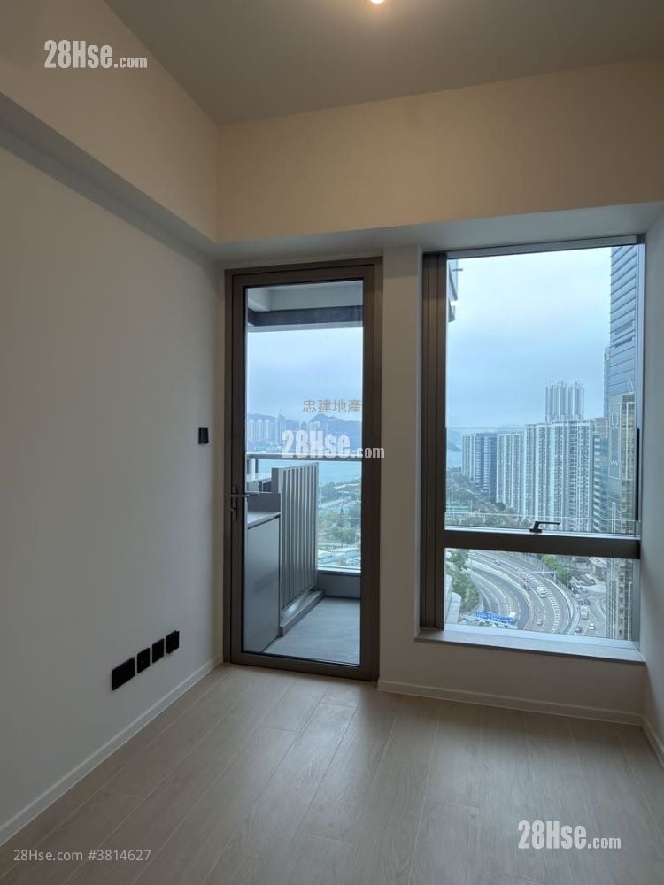 Finnie 租盘 2 房 , 1 浴室 364 平方尺