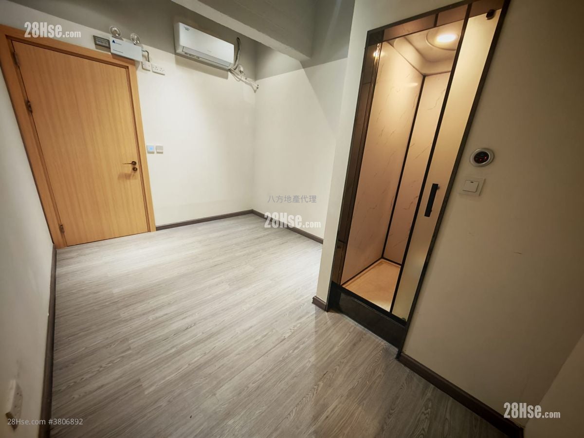 Kwun Tong Industrial Building Rental Studio , 1 Toilet