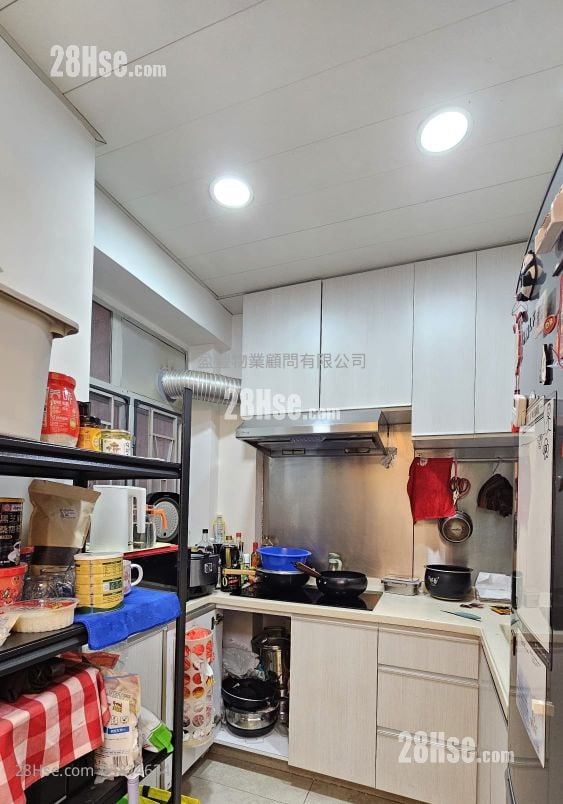 福基大厦 售盘 2 房 , 1 浴室 445 平方尺