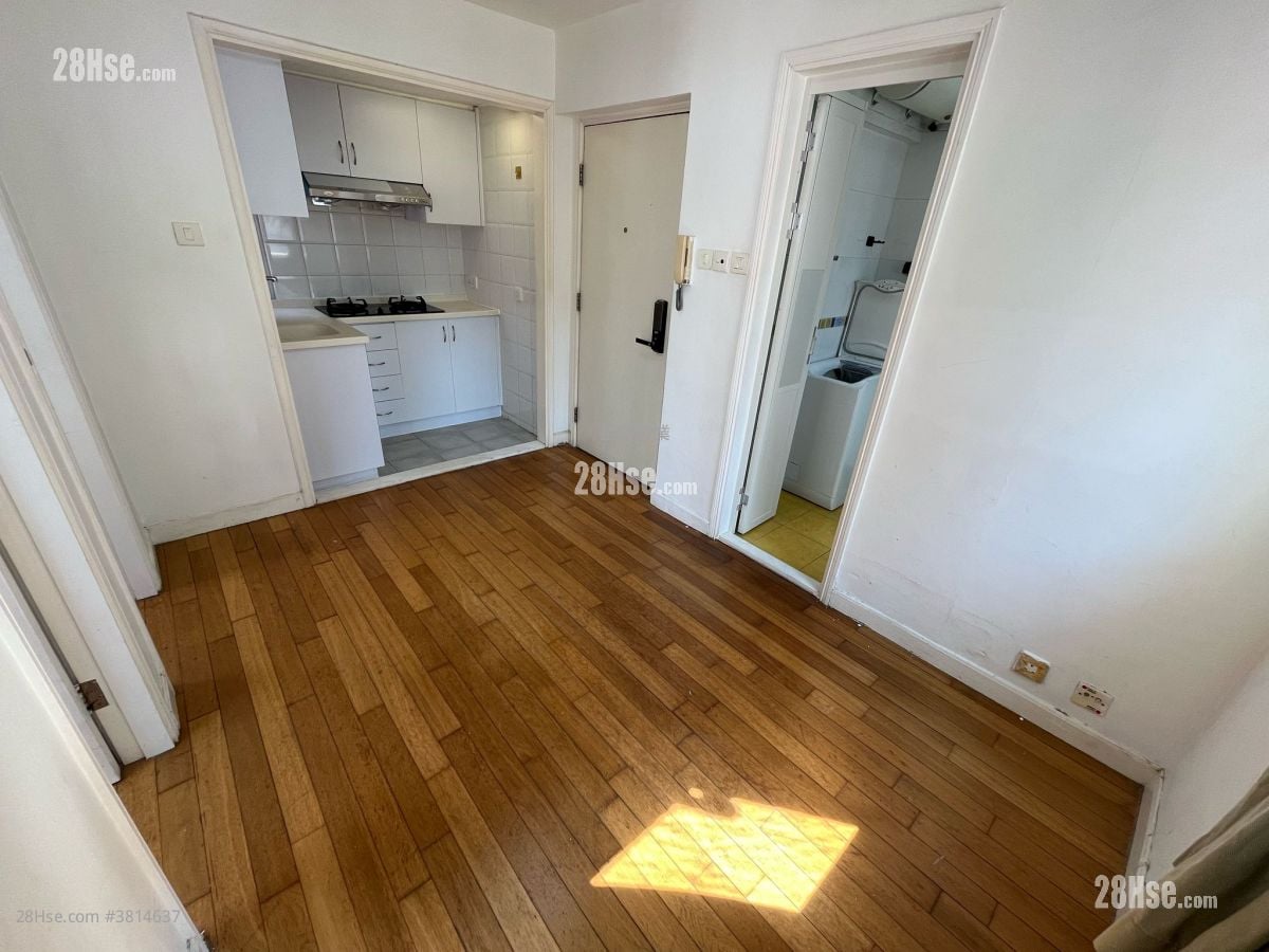 Cheong King Court Rental 2 Bedrooms , 1 Bathroom 271 ft²