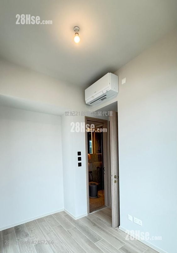 The Pavilia Forest Rental 3 Bedrooms , 2 Bathrooms 560 ft²