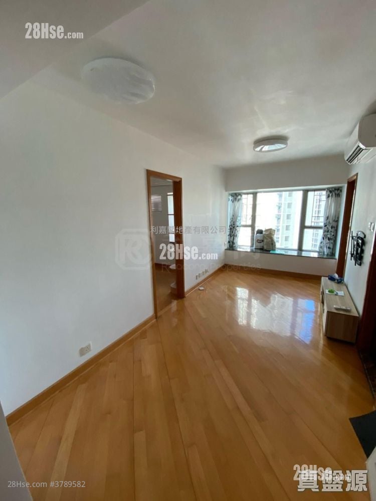 Park Central Rental 2 Bedrooms , 1 Bathroom 465 ft²