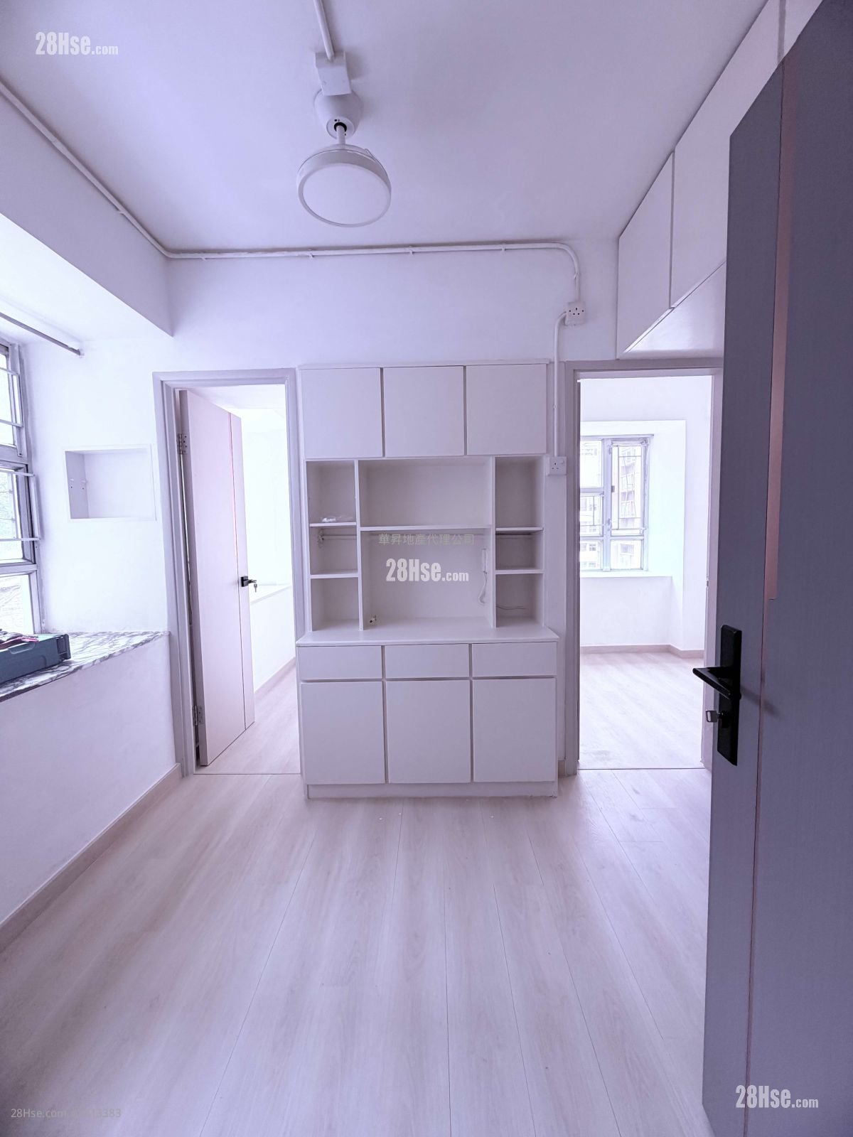 永宁大厦(顺宁道) 租盘 2 房 , 1 浴室 224 平方尺