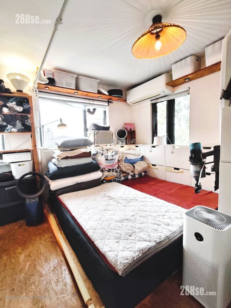 Village Sell 3 Bedrooms , 1 Bathroom 600 ft²