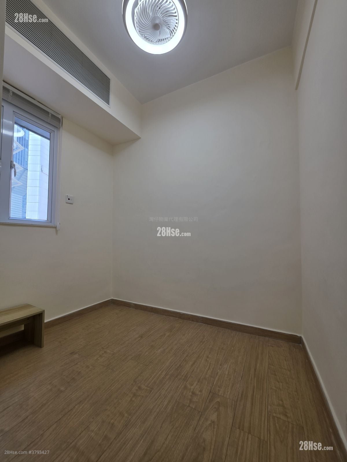 Man Hee Mansion Sell 1 Bedroom , 1 Bathroom 336 ft²