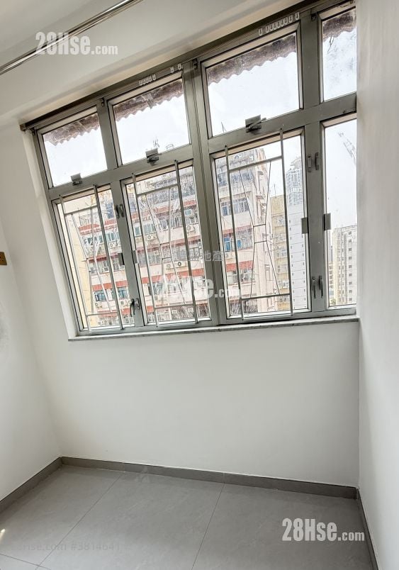 Lee Wah Building Rental 1 Bedroom , 1 Bathroom 160 ft²